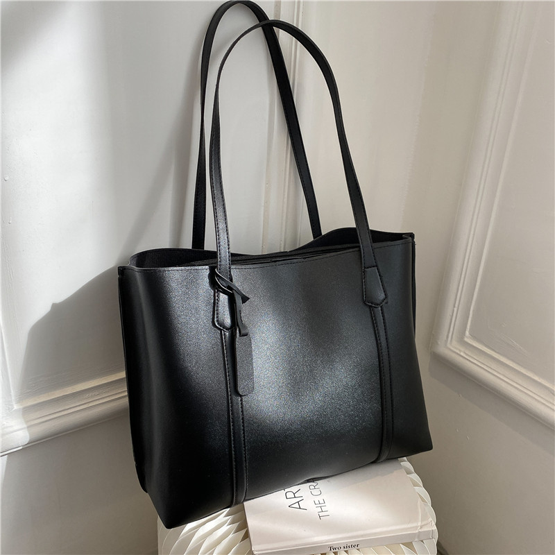 Classic Black Faux Leather Tot - Women Bags Aldo 리뷰 및 가격