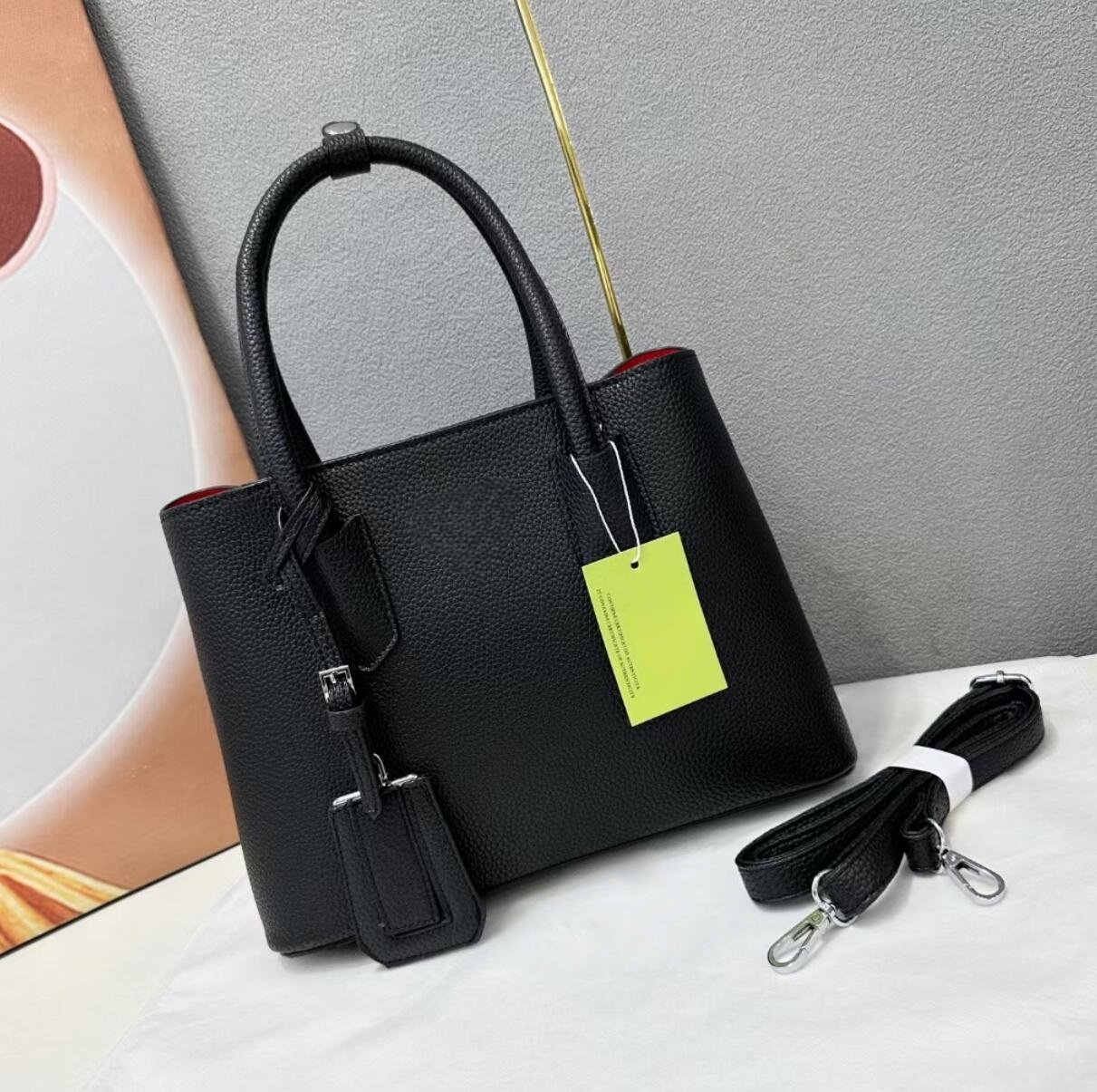 Black Grained Leather Tote Bag - Women Bags Prada 리뷰 및 가격