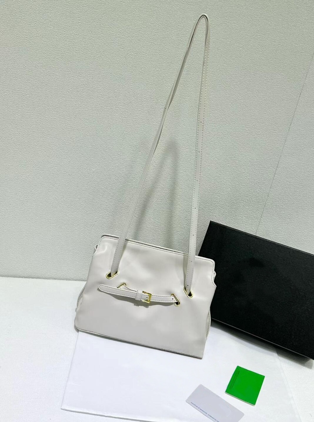 Classic Retro Brown Cowhide Bo - Women Bags Prada 리뷰 및 가격
