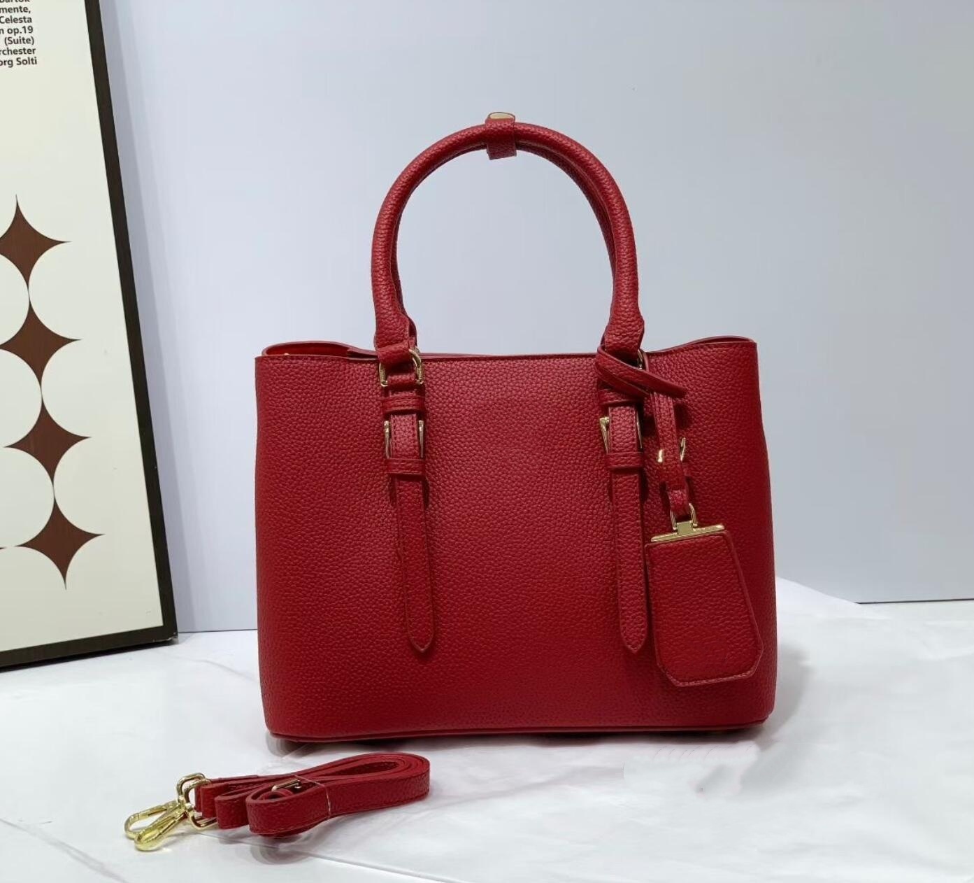 Black Leather Top Handle Tote  - Women Bags Prada 리뷰 및 가격