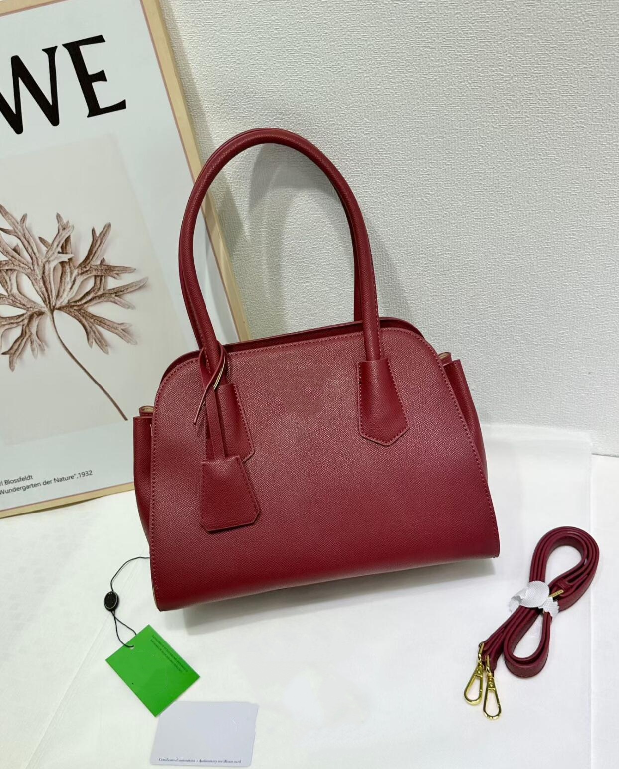 Chic Blush Crossgrain Converti - Women Bags Prada 리뷰 및 가격