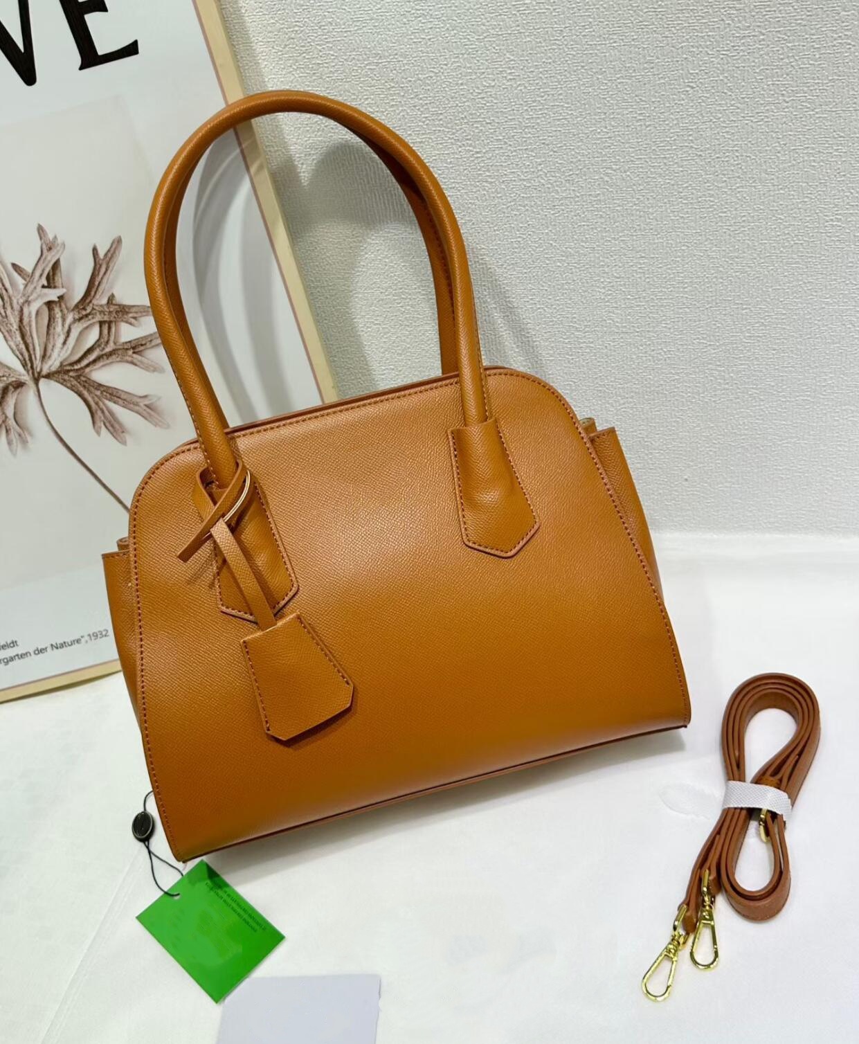 Chic Blush Crossgrain Converti - Women Bags Prada 리뷰 및 가격