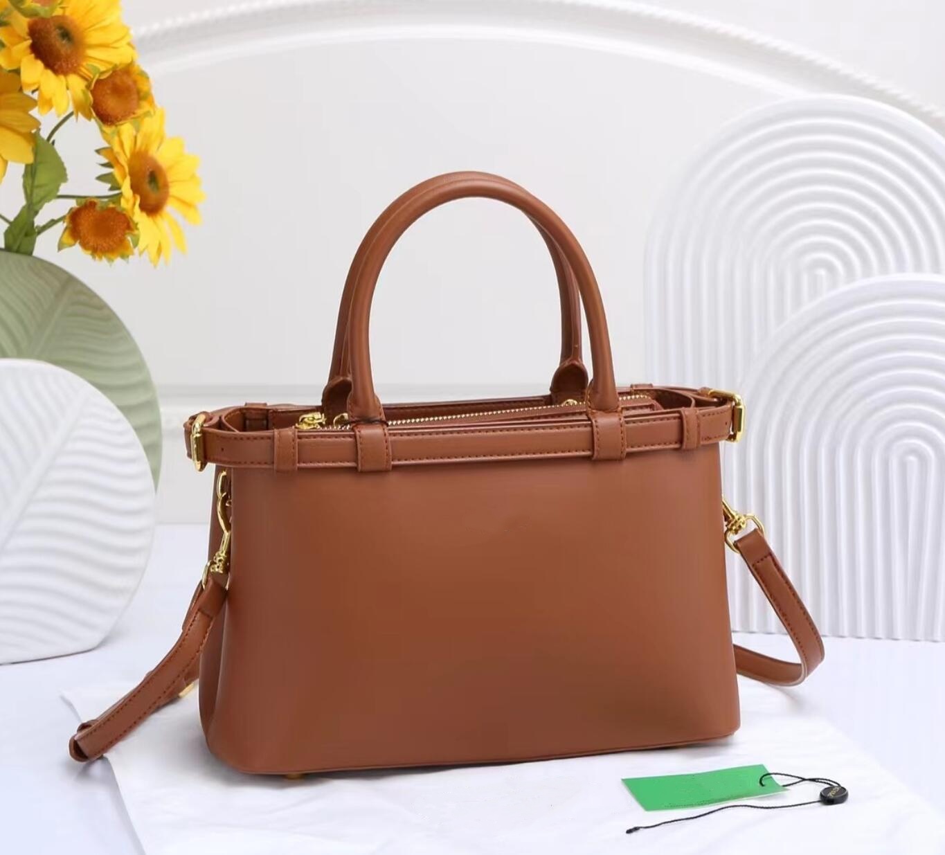 Daily Essential Brown Rectangu - Women Bags Prada 리뷰 및 가격