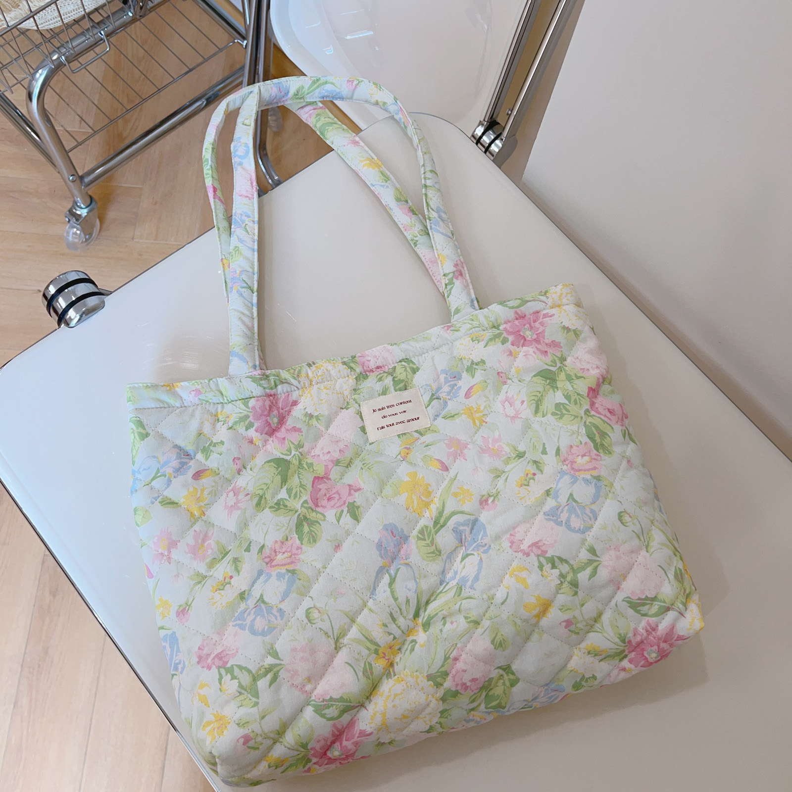 French Floral Quilted Tote Bag - Women Bags Medium Size 리뷰 및 가격